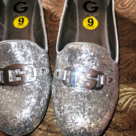 Guess flats women size US 9, Sparkle with Buckle - Picture 13 of 13